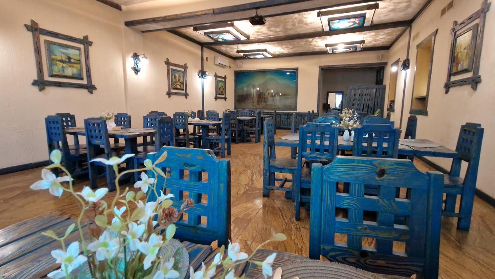 Ararat Hotel Jerevan Buitenkant foto